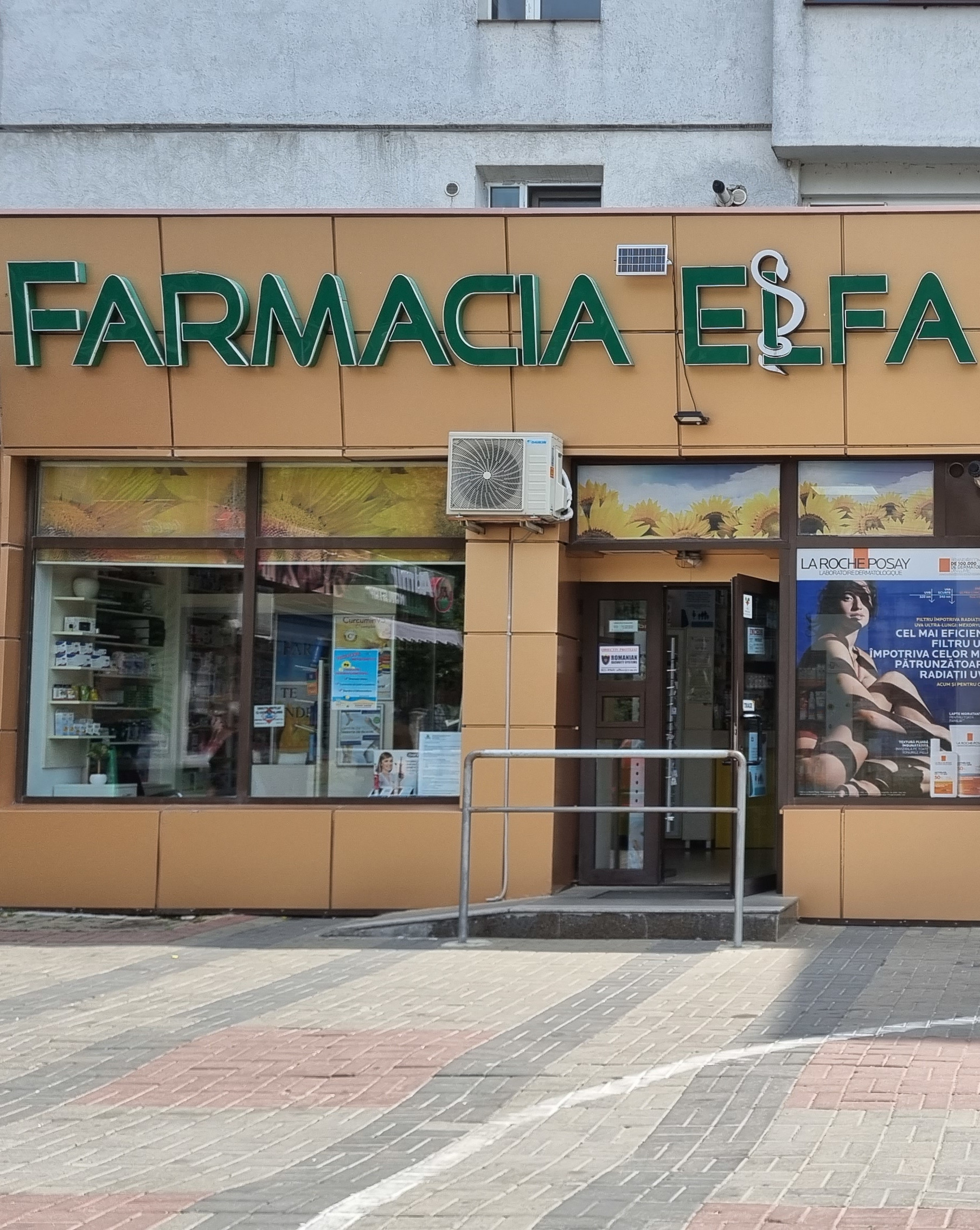 poza farmacie